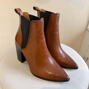 Steve Madden Tan Leather Ankle Booties